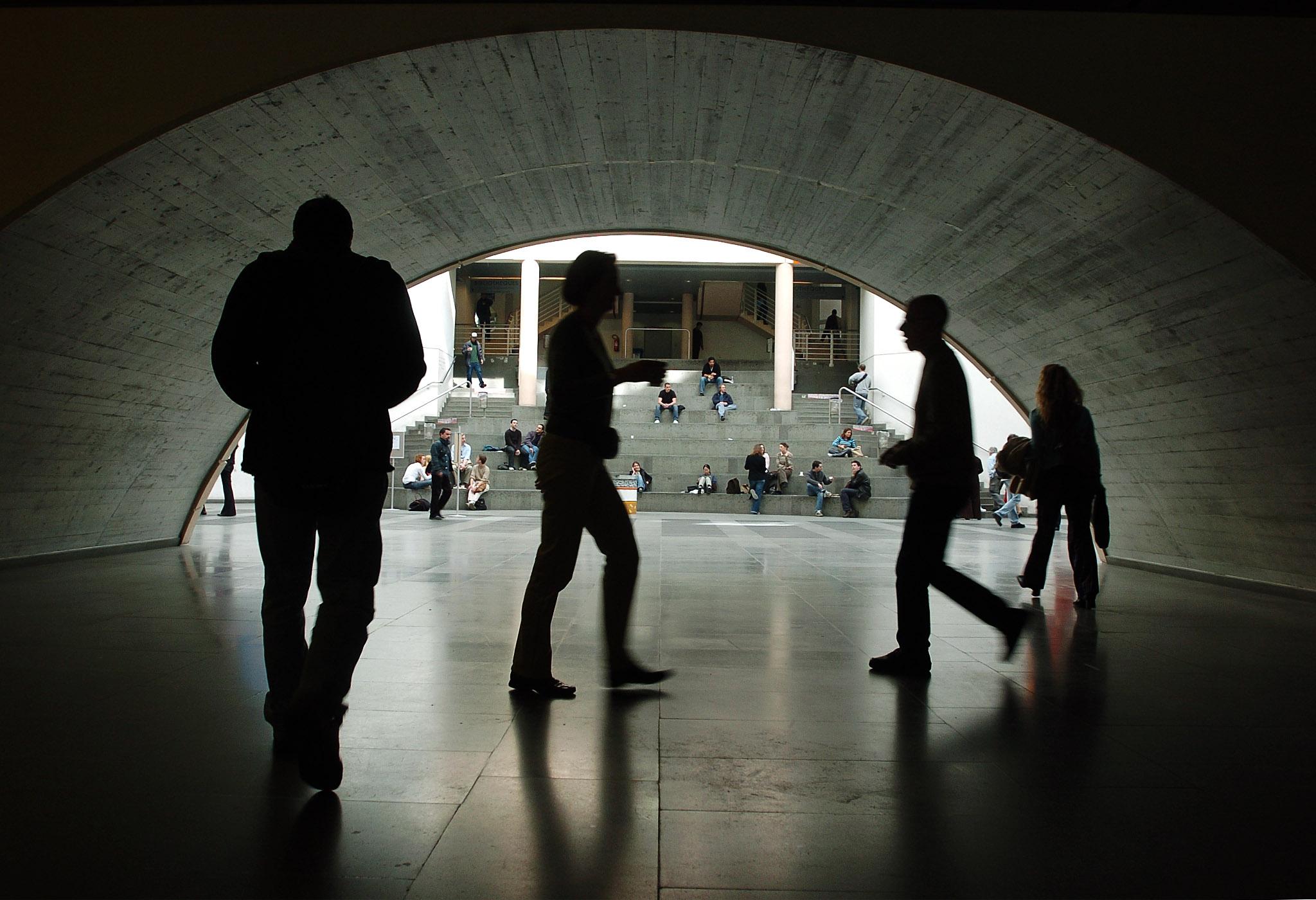 Le Centre de carrière de l’Université de Genève, situé à la rue De-Candolle, propose des pistes de solutions pour les étudiants en fin de cursus.