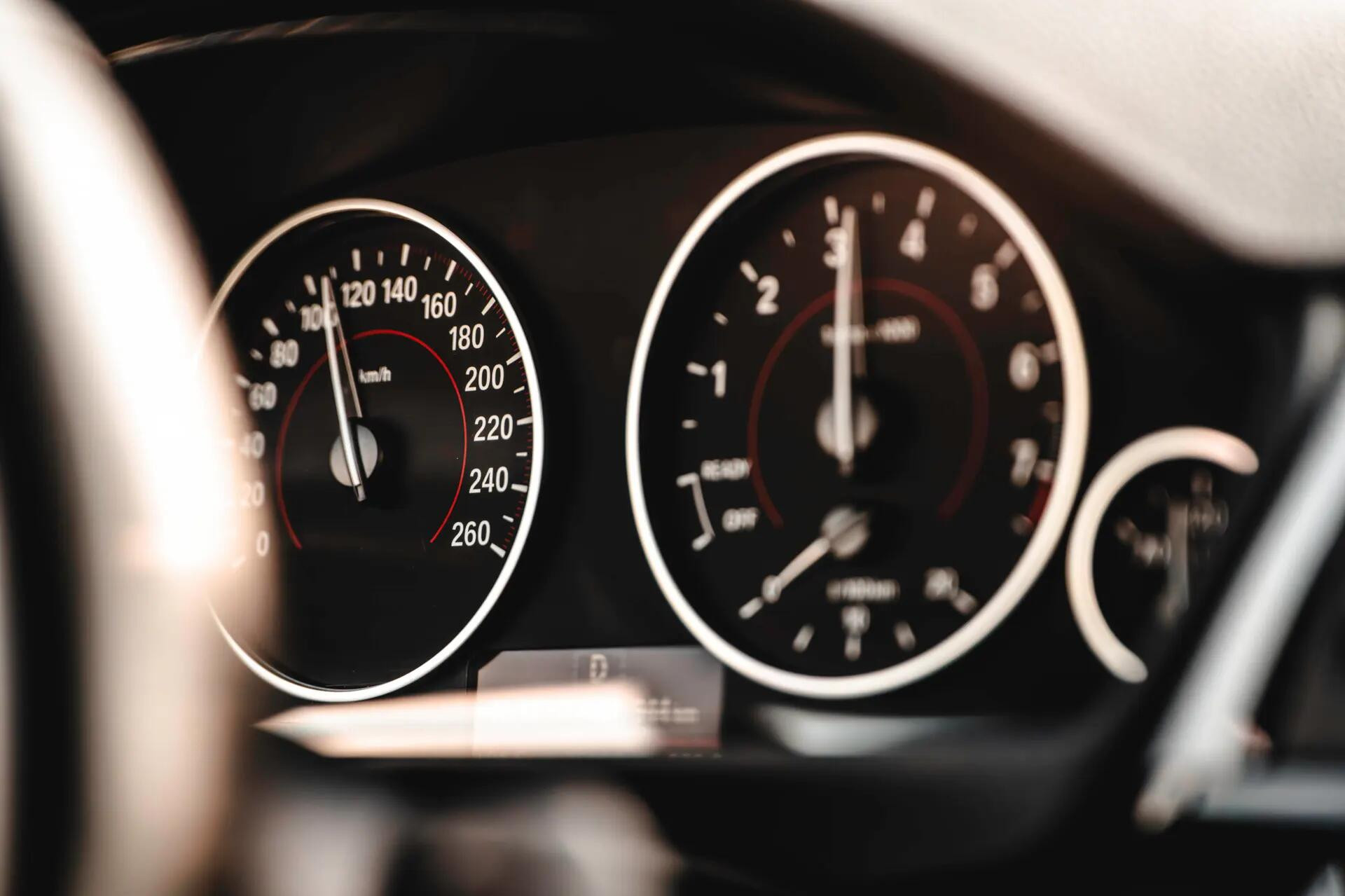 Délit de chauffard: Flashé à 100 km/h dans une zone 30, il se fait retirer son permis
