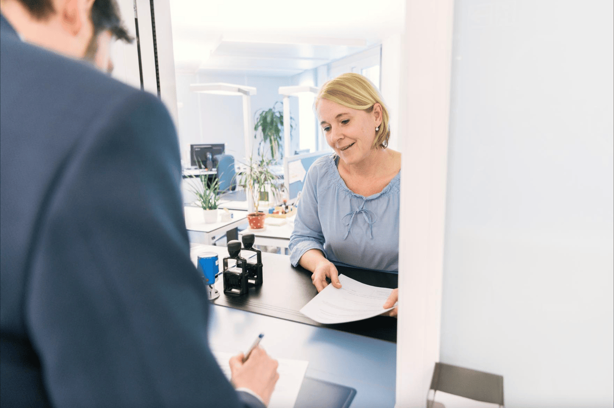 La droite veut raboter les salaires des fonctionnaires