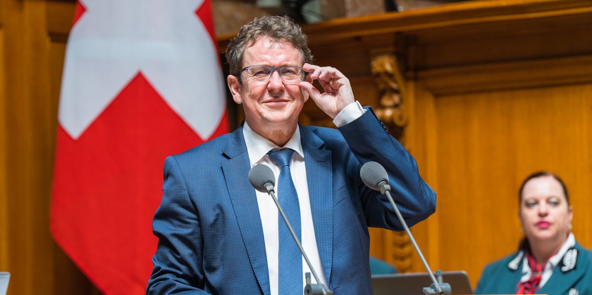 Lustiges-aus-dem-Bundeshaus-Wenn-Albert-R-sti-ber-sich-selbst-lachen-muss