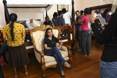 Amnistie pour les pilleurs du palais présidentiel qui ramènent leur butin