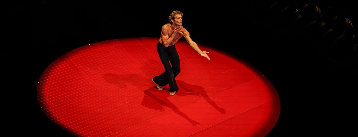 Julien Favreau dans le Boléro, un rôle qu’il pourrait tenir pour la dernière fois à Lausanne, lors des spectacles de ce mois de juin au Théâtre de Beaulieu.