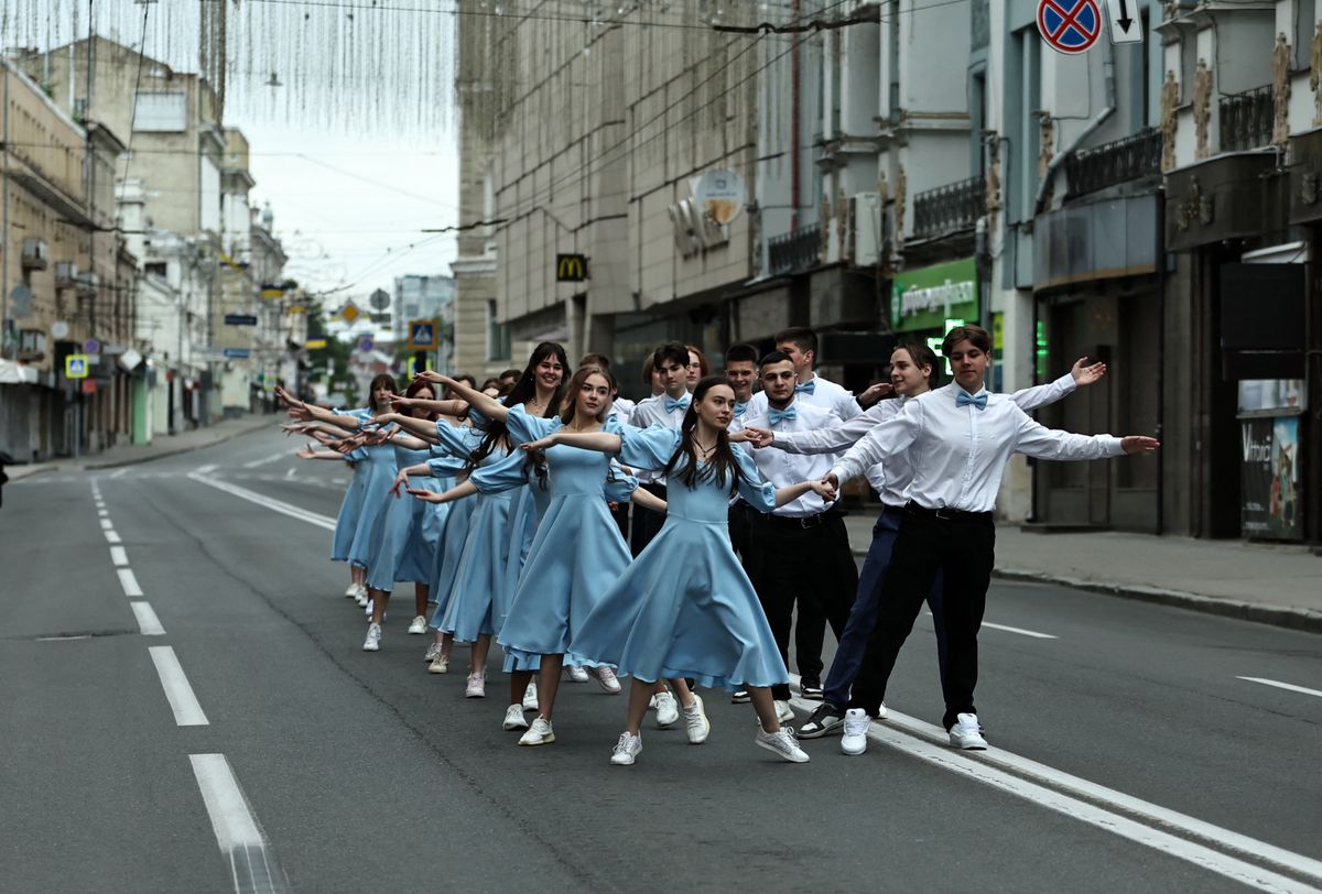 La fureur de vivre des habitants de Kharkiv malgré les bombes