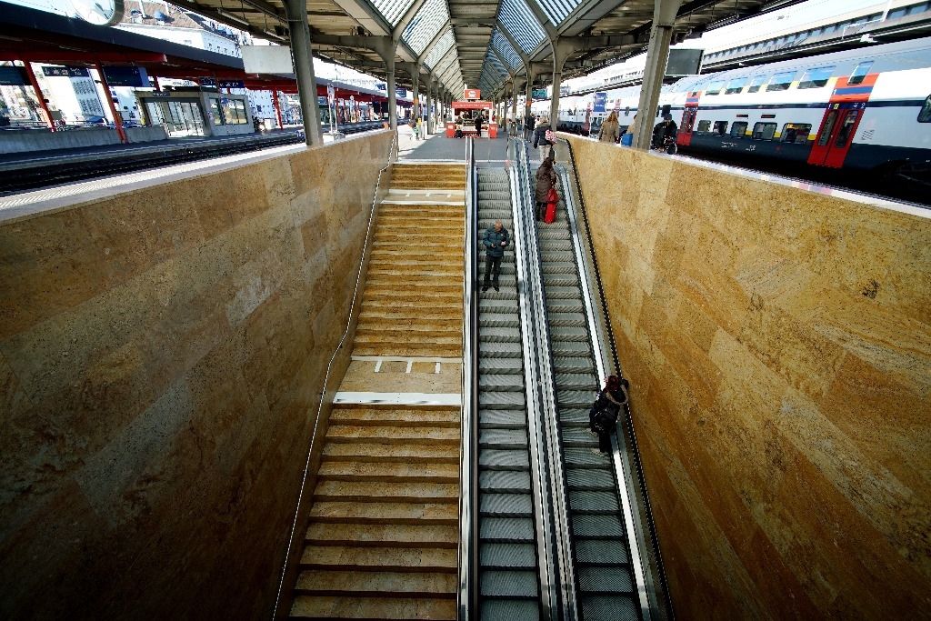 Un jeune de 14 ans a été happé par un train