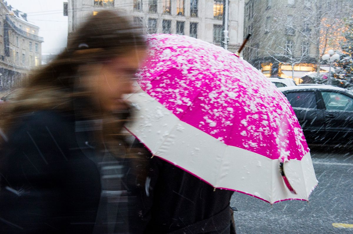 Lausanne, lundi 3 decembre 2012. Meteo neige. Froid. Hiver. Hivernal. (Yannick Bailly / 24heures)