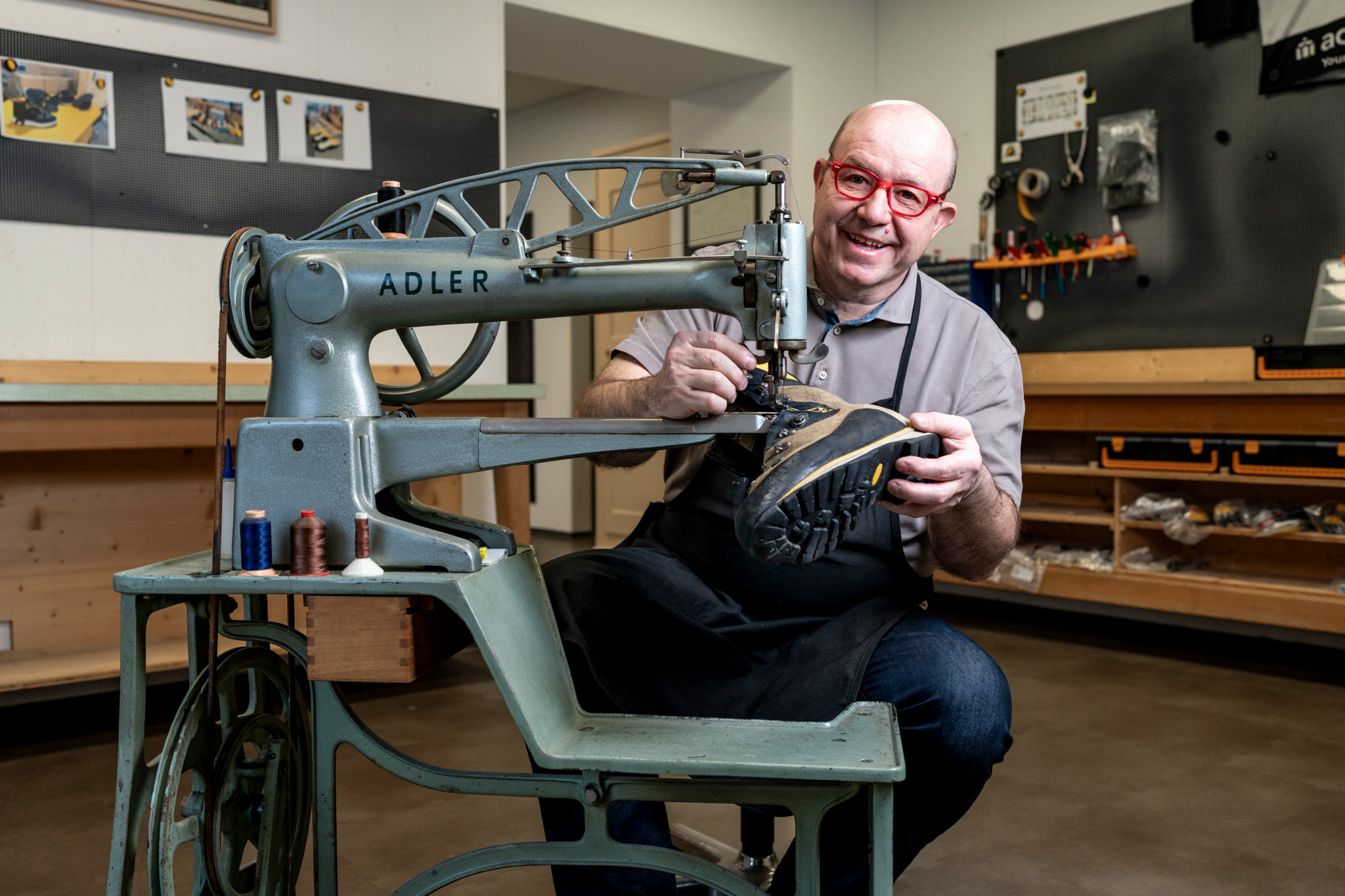 Schuhmacher In Der Nahe
