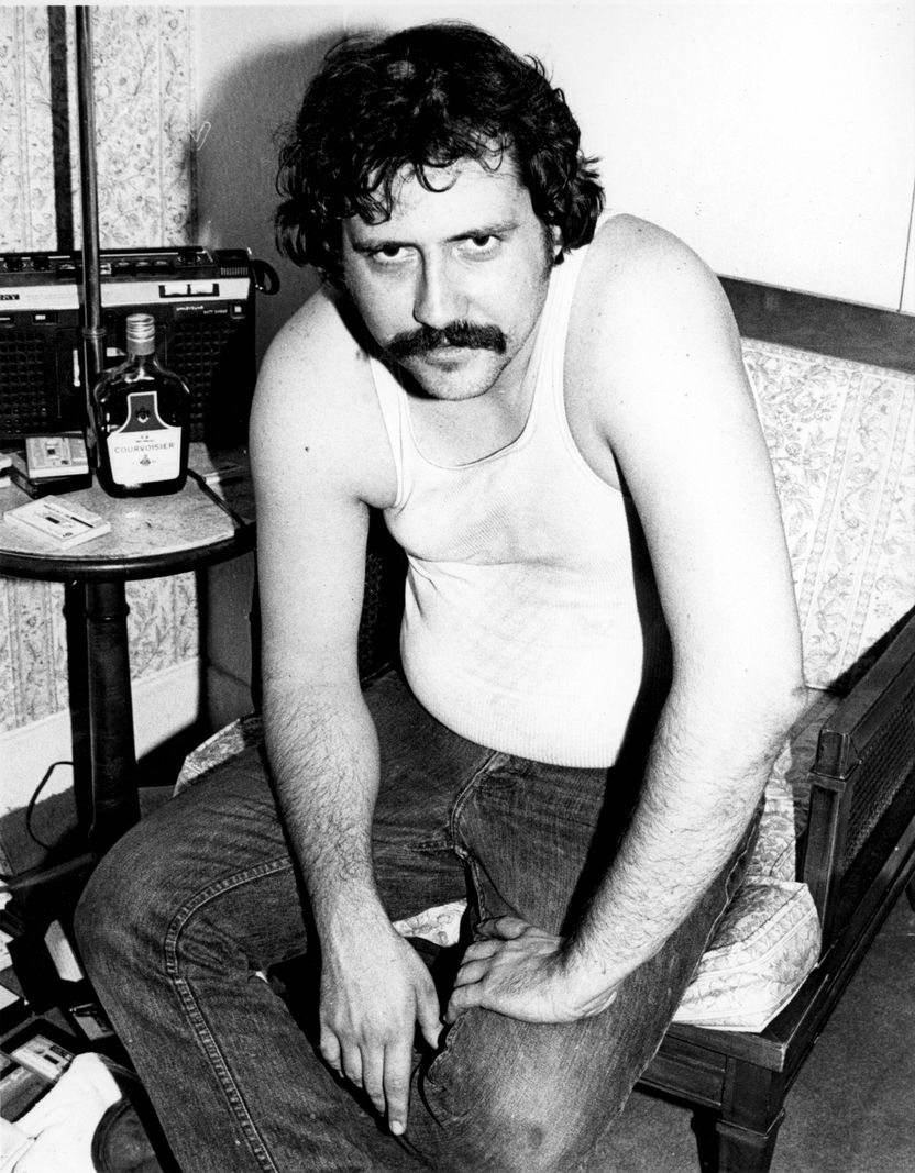 UNSPECIFIED - JANUARY 01:  Photo of Lester BANGS; Lester Bangs in the St. Moritz Hotel  (Photo by Roberta Bayley/Redferns)