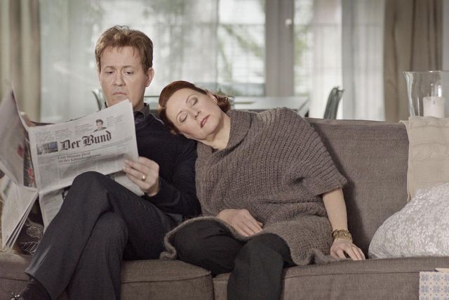 Die Mittelstands-Bünzligkeit 2.0 ist auch eine Frage des Dekors: Szene aus «Buumes».