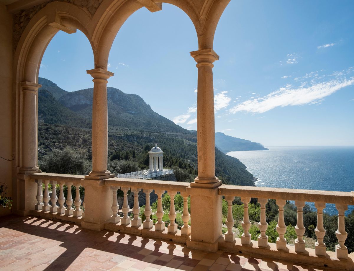 Majorque, vue depuis la terrasse du pavillon Marmor 