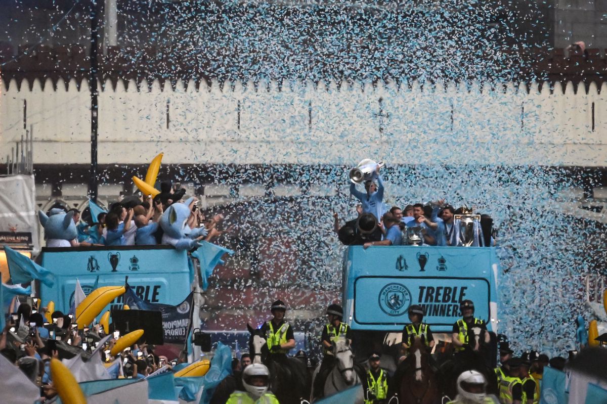 Football: La parade glorieuse de Manchester City en images | 24 heures