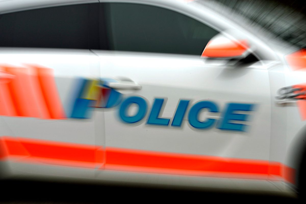 Une voiture de police genevoise prise en photo apres une conference de presse sur Via Sicura le 9 janvier 2013 a Geneve.