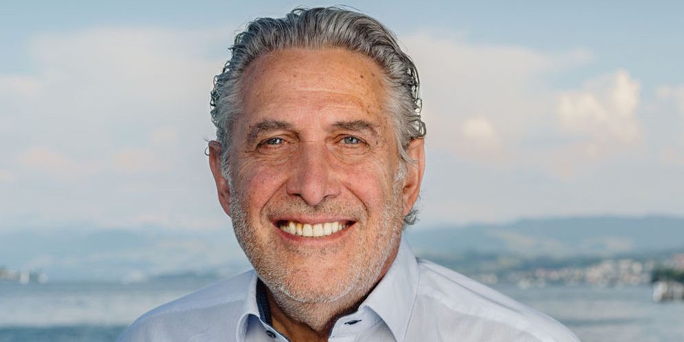 Ihn ziehts vom Gemeindehaus weg ans Meer