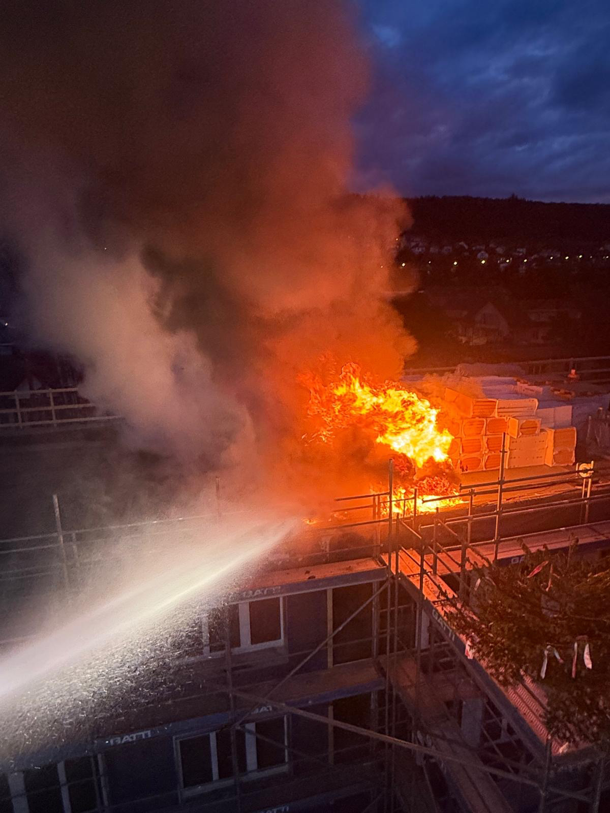 Incendie à Bienne: Un homme de 32 ans avoue avoir mis le feu à un chantier
