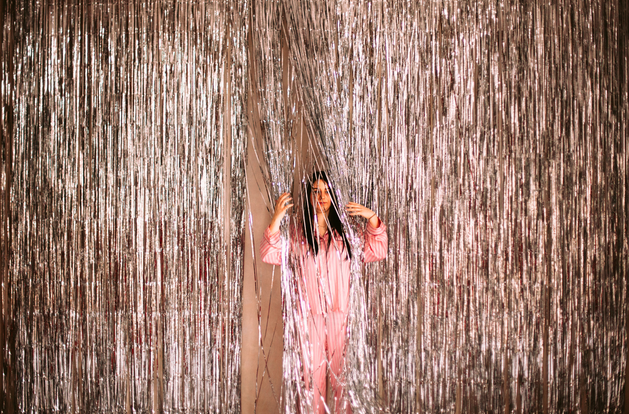 Magisches Funkeln: Discokugel, Lametta, David Bowie: Warum uns Glitzer glücklich macht