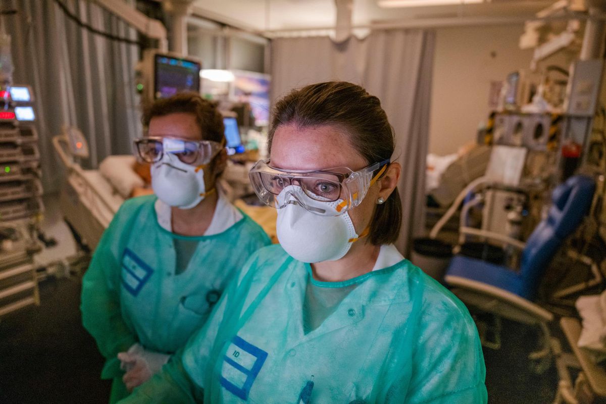 La deuxième vague du Covid met sous pression le personnel hospitalier. Quelques initiatives privées veulent apporter leur soutien à ces travailleurs qui sont front contre la pandémie.