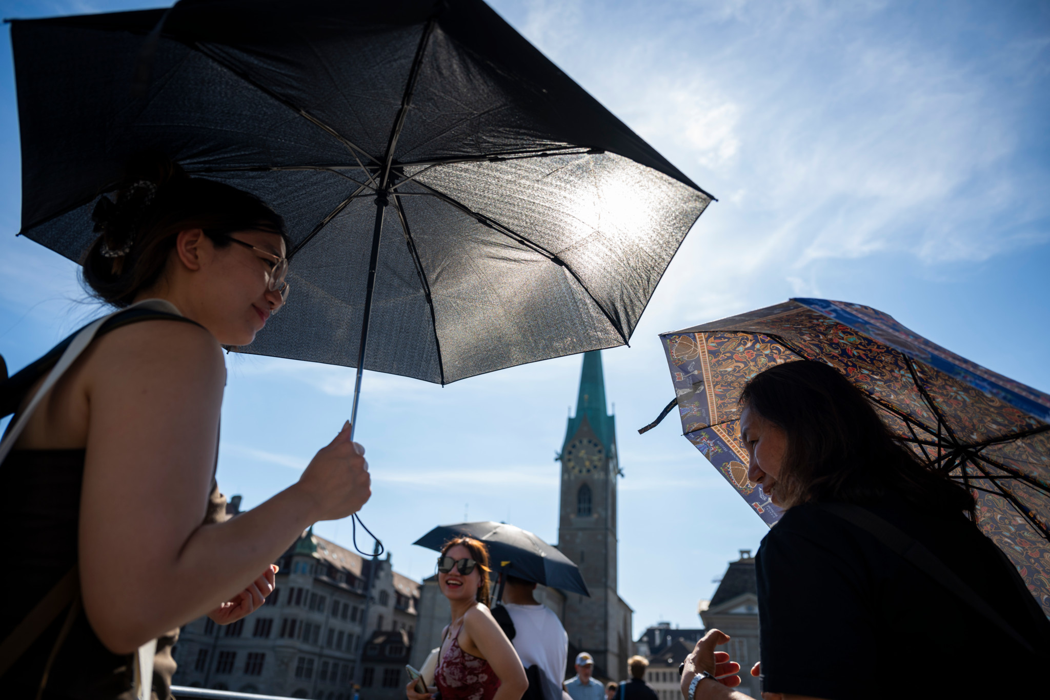 Swiss hotels under pressure: Guests miss air conditioning