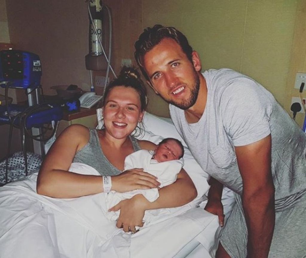 Acteur Qui Ressemble A Harry Kane Football: Harry Kane présente sa princesse - Le Matin