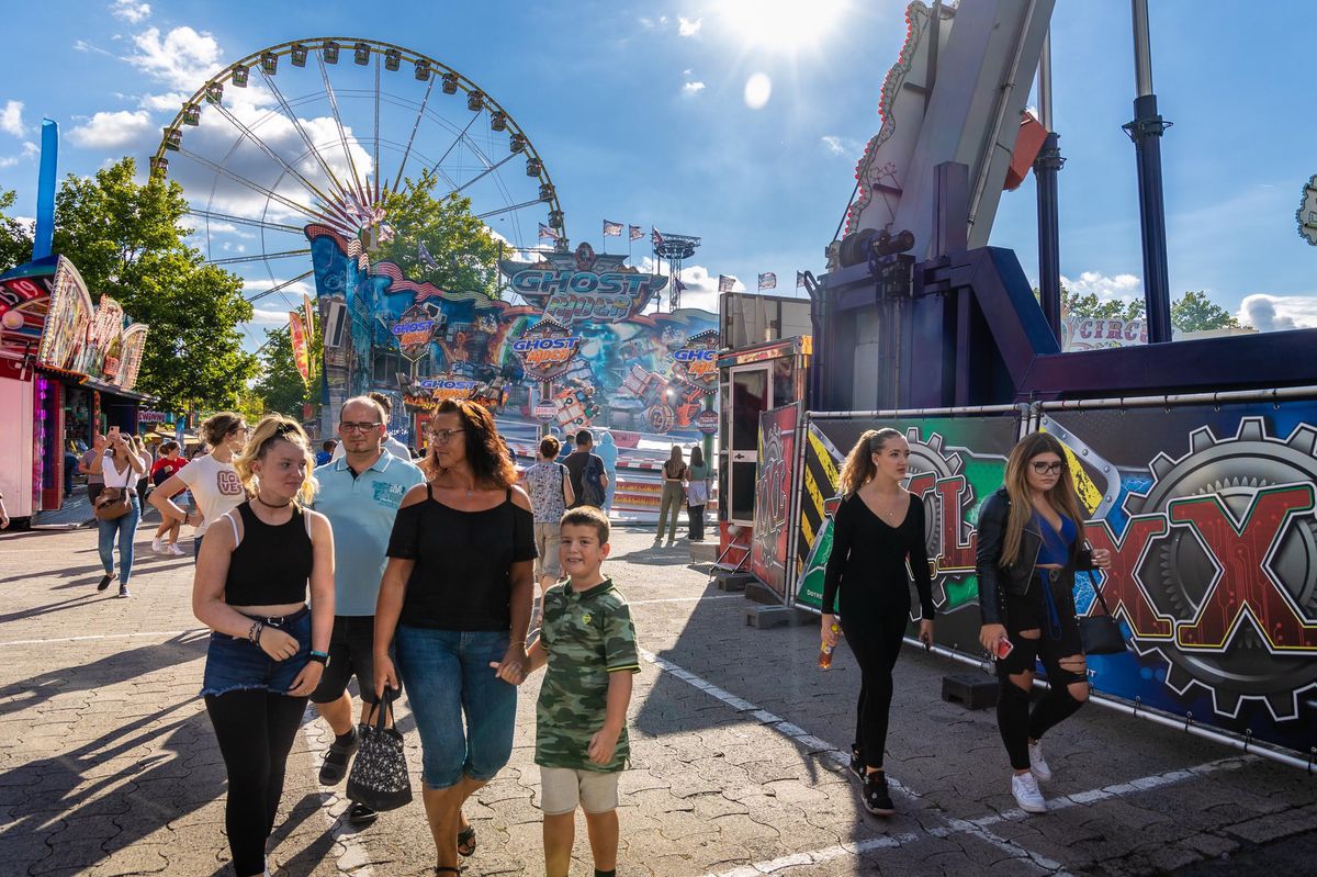 Luxemburgs Volksfest Trotz hoher Preise Zahlreiche Menschen besuchen