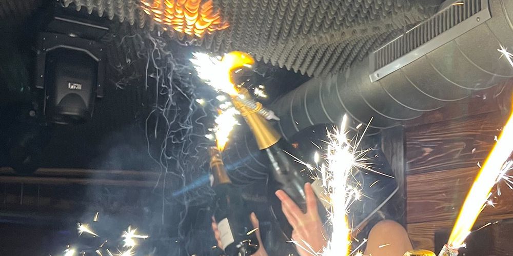 Inferno in Crans-Montana: Fotos und Videos geben Hinweise auf den Beginn ...