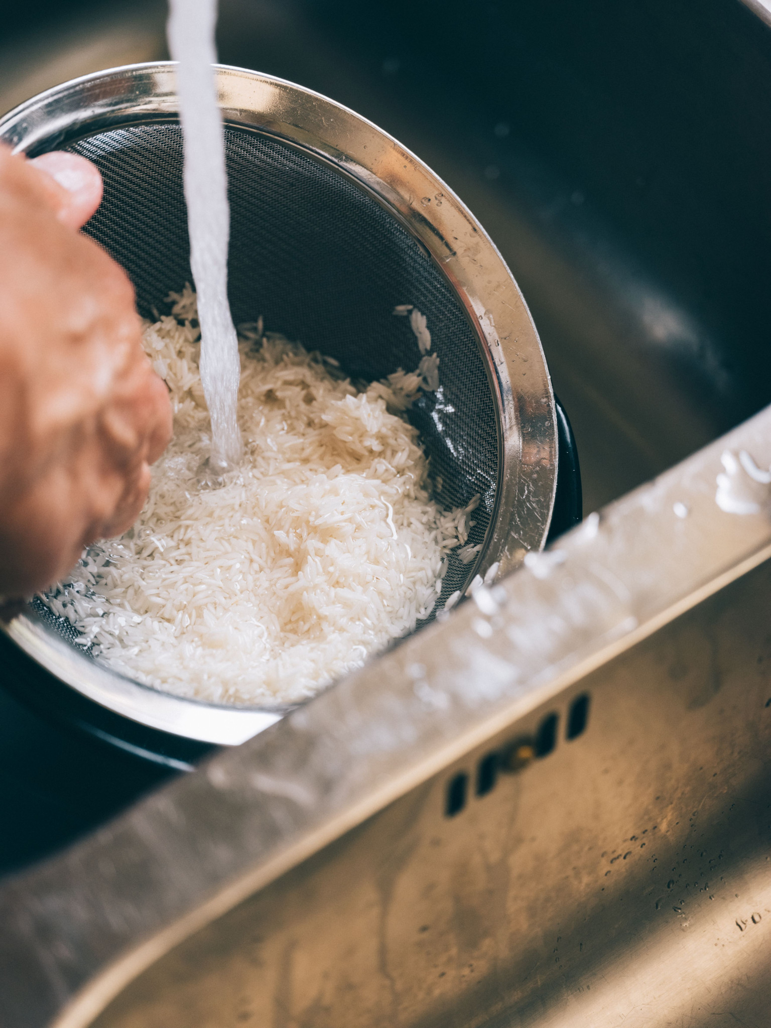 Reis kochen Müssen die Körner gewaschen werden? TagesAnzeiger