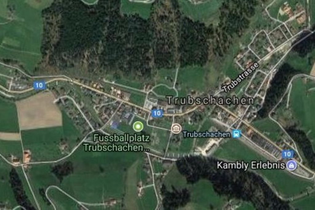 Elektrovelo-Fahrerin im Emmental schwer verletzt