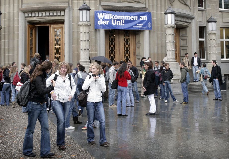 Après son enquête mondiale parue en septembre 2013, Universum Global livre sa version européenne de l'étude sur les employeurs pour lesquels les étudiants des écoles de commerce et d'ingénieurs rêvent de travailler.