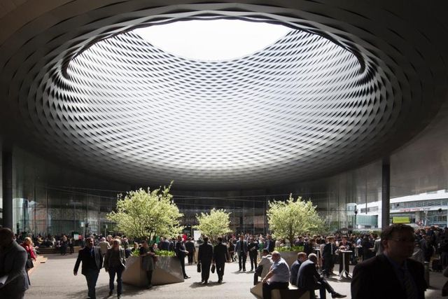 La grand-messe de l'horlogerie, dont l'entrée figure ici à l'image, commence ce jeudi et se tient jusqu'au 3 avril prochain.