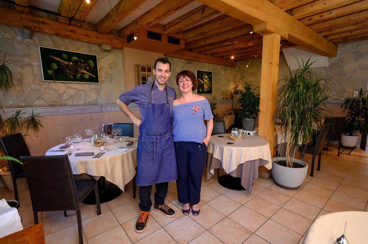 Nadège et Cyril Freudiger dans leur nouvelle auberge.     