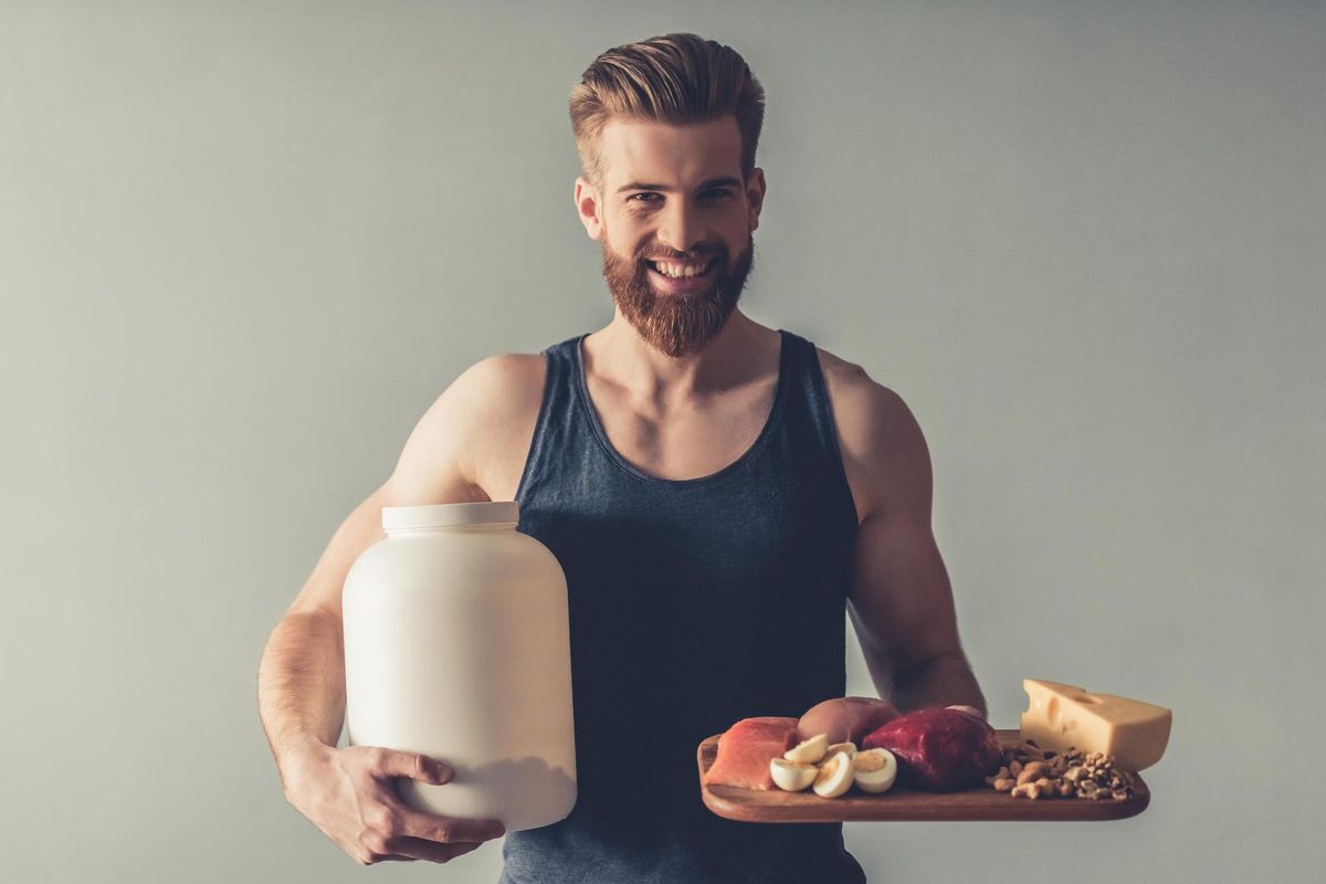 Les poudres protéinées sont recommandées dans des cas très spécifiques: pour des sportifs de haut niveau ayant peu de possibilités de ravitaillement pendant leur activité et pour les personnes dénutries.