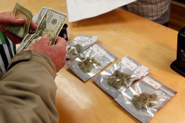 Certains cantons comme Genève souhaitent tester des projets sur les effets de la régularisation du cannabis.