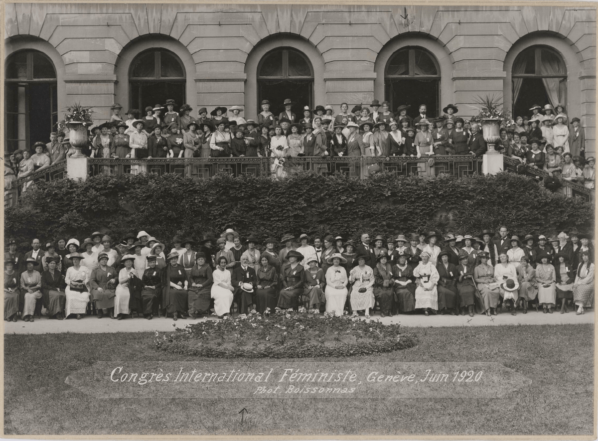 Congrès féministe international au Palais Eynard, à Genève, en 1920.