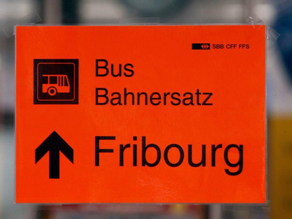 3 Wochen Unterbruch Bahnstrecke BernFreiburg wird wegen Bauarbeiten gesperrt Der