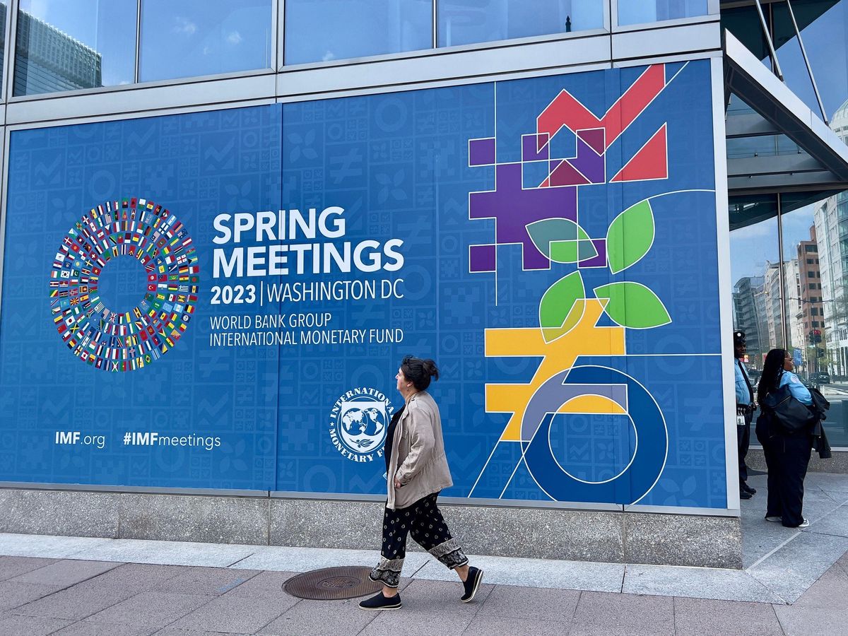Imf Poster FMI & Banque mondiale: Les institutions financières internationales ...