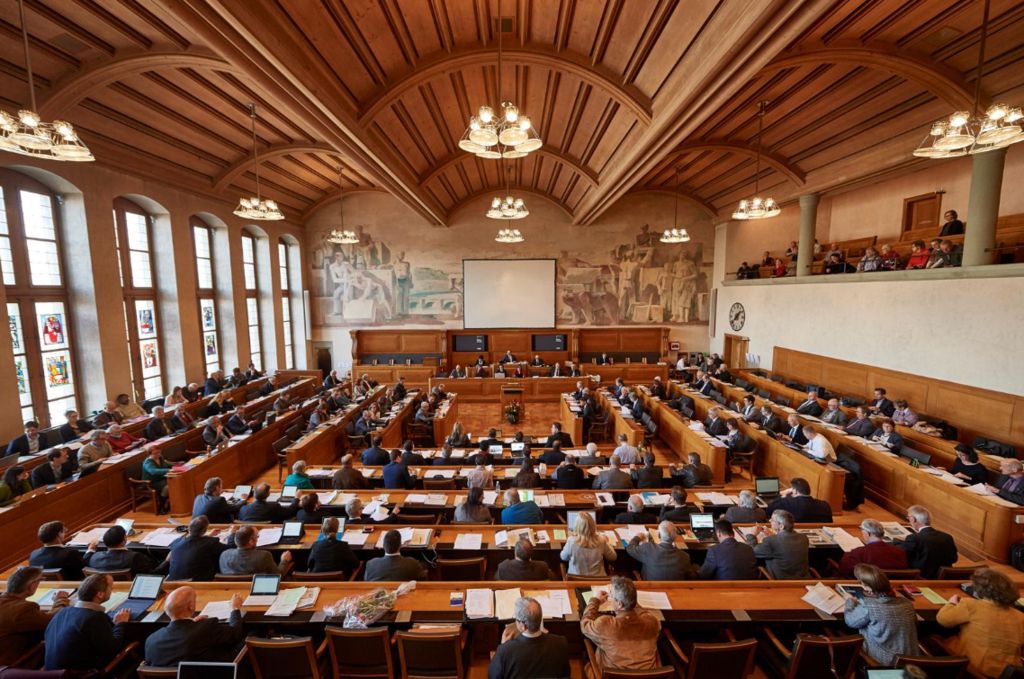 Lohn Lehrer Schweiz Mehr Lohn für Kantonspersonal – Lehrer weiter mit Lohnrückstand