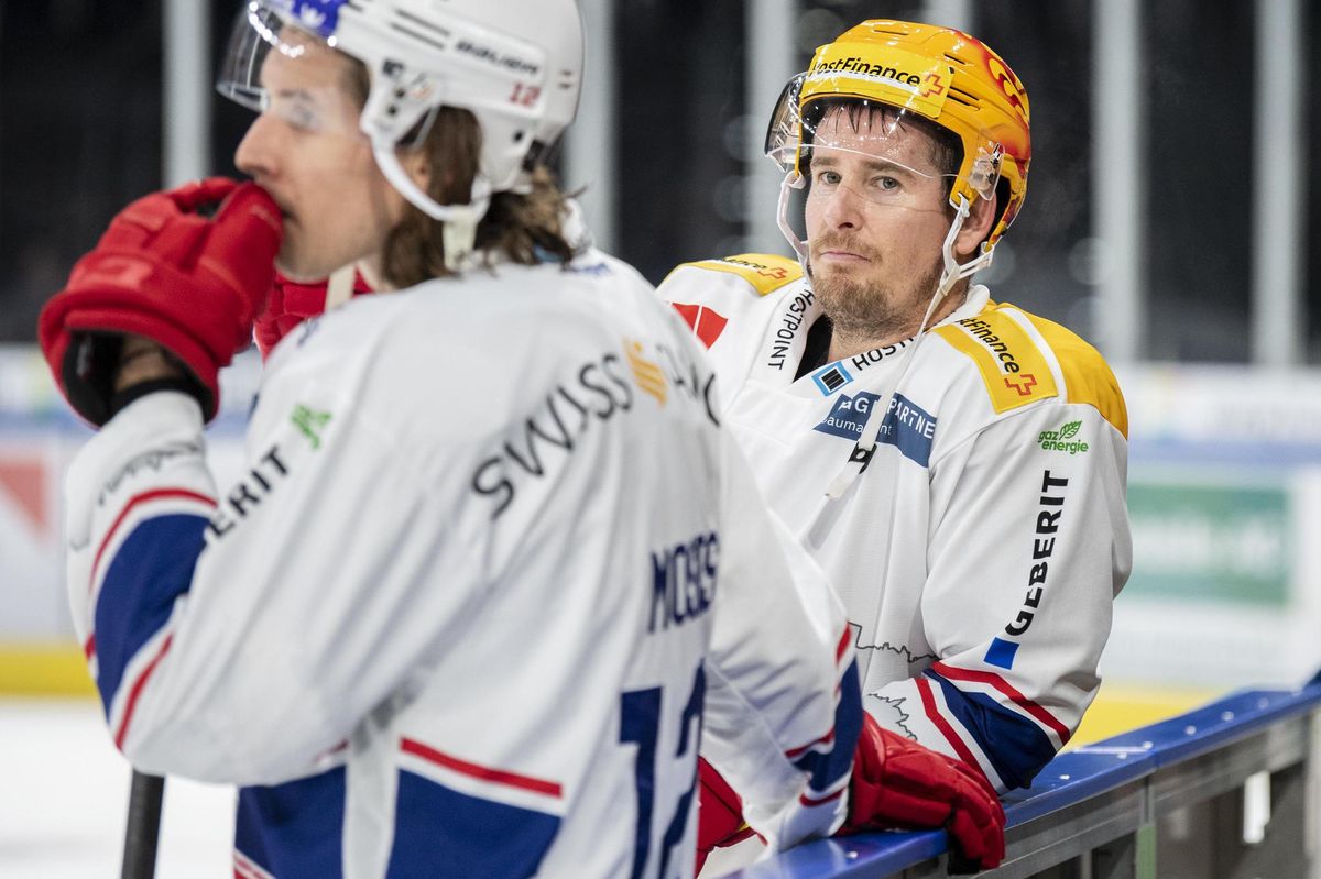 Rapperswils PostFinance Topscorer Roman Cervenka reagiert enttaeuscht im Eishockeyspiel der National League zwischen den ZSC Lions und den Rapperswil-Jona Lakers am Samstag, 21. November 2020, im Zuercher Hallenstadion. (KEYSTONE/Ennio Leanza)