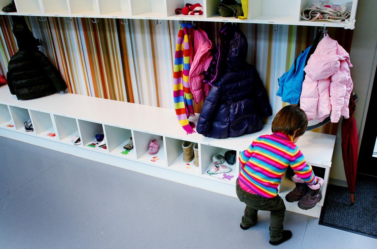 Geneve, le 22 decembre 2010, vesenaz, 8 chemin de tremessaz, reportage dans la creche 'l'ile aux momes', sur la photo, couloir... ©pascal frautschi.