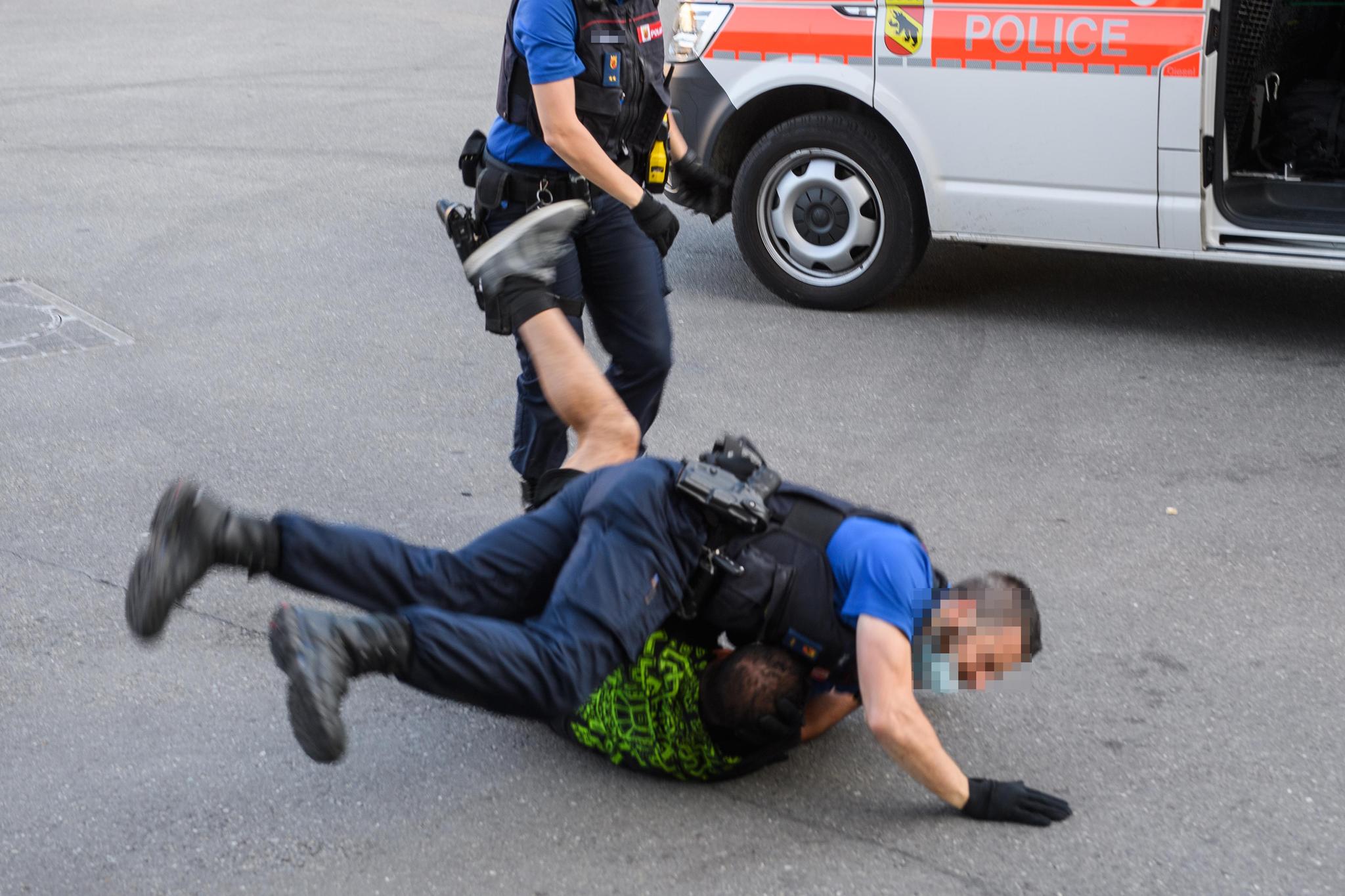 Nach einer Festnahme beim Bahnhof Bern sprechen sich Leserinnen und Leser für mehr Anerkennung der Polizeiarbeit aus.
