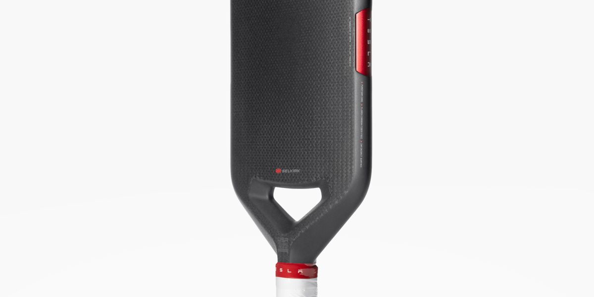 テスラ、ピックルボールラケットを350ドルで発売
