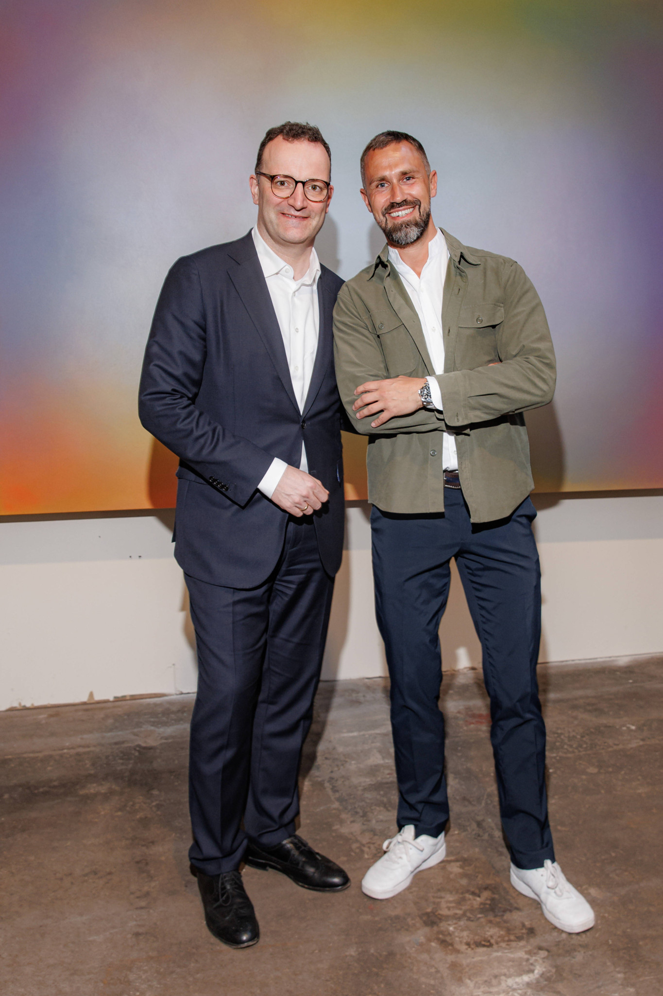 Jens Spahn und Daniel Funke beim Pre-Opening der Pop-up-Galerie «The Ürban Art» by Mercedes-Benz im Haus der Visionäre, Berlin. Jens Spahn und Daniel Funke beim Pre-Opening der Pop-up-Galerie «The Ürban Art» by Mercedes-Benz im Haus der Visionäre, Berlin.