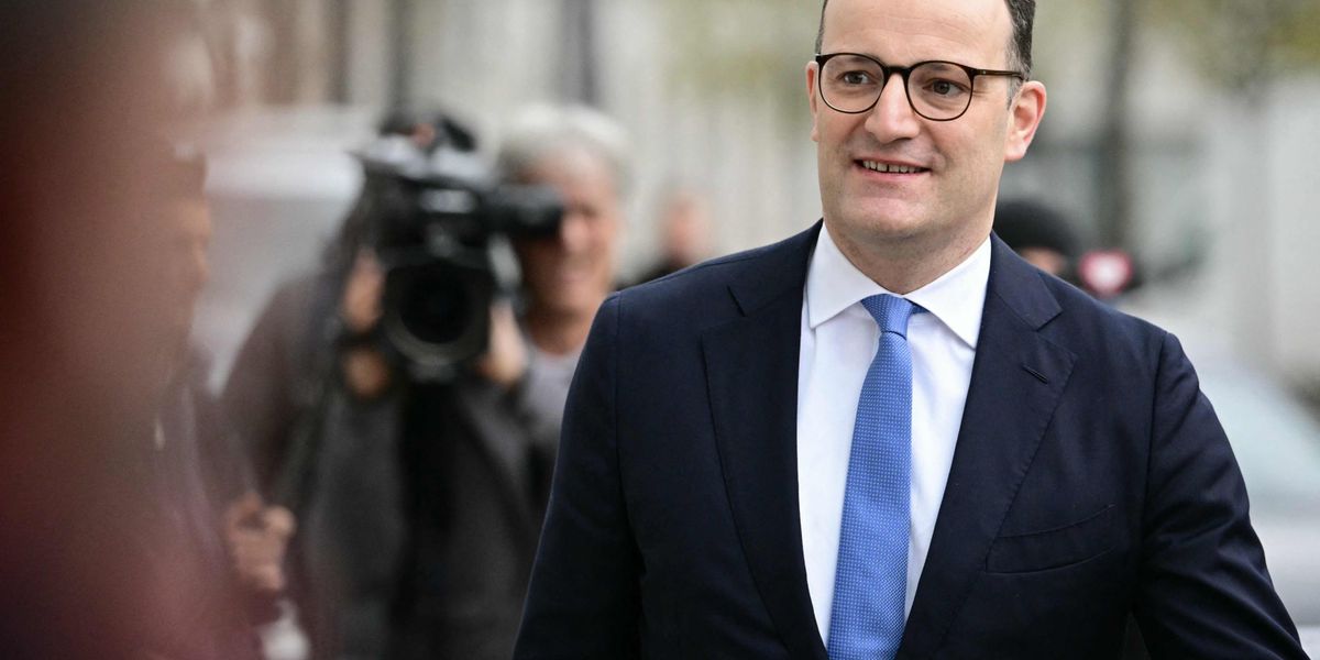 Jens Spahn: The substitute chancellor who's just waiting for Merz to ...