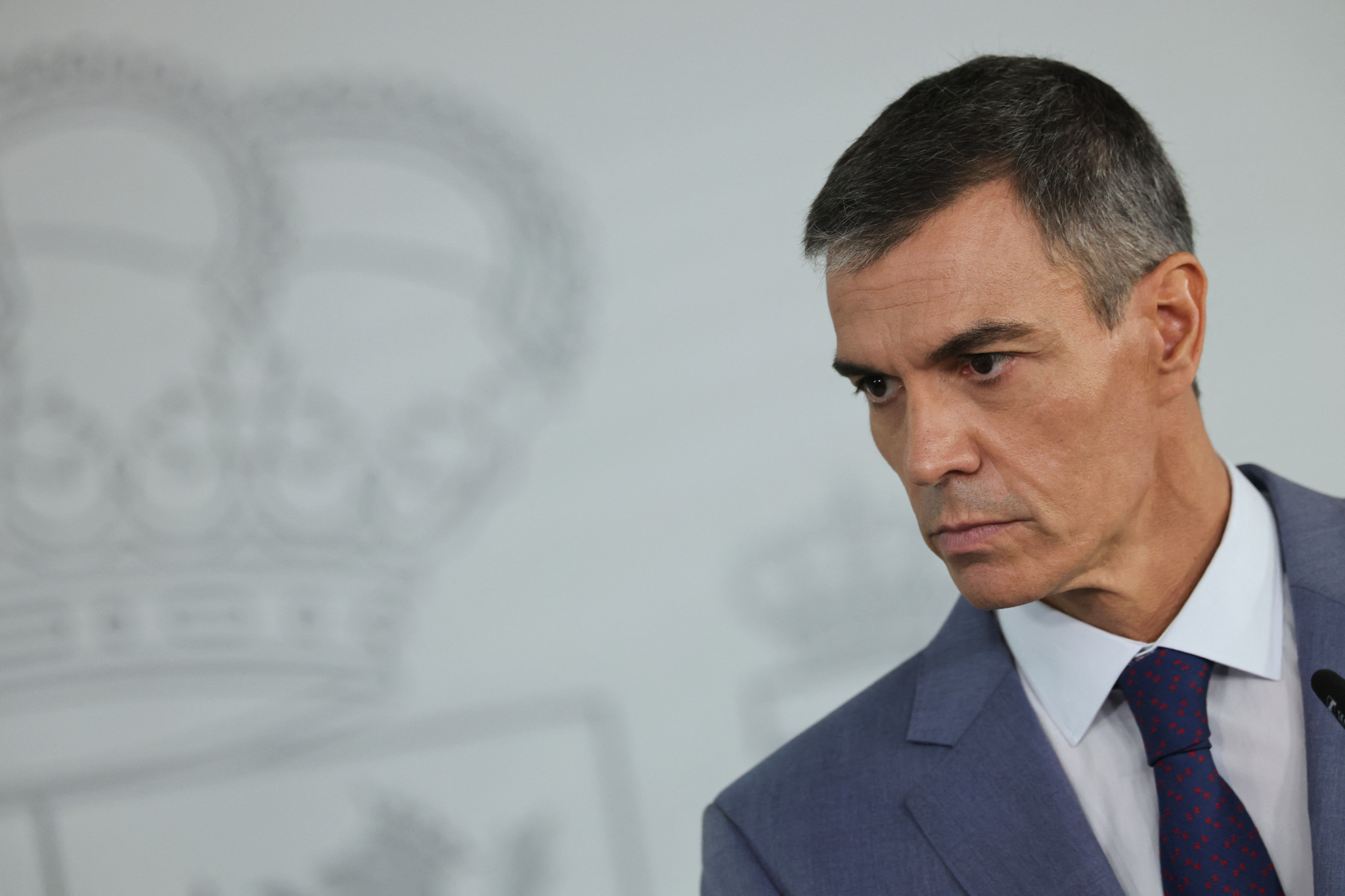 Élections anticipées: Pedro Sánchez convoque des élections anticipées pour éviter une agonie politique