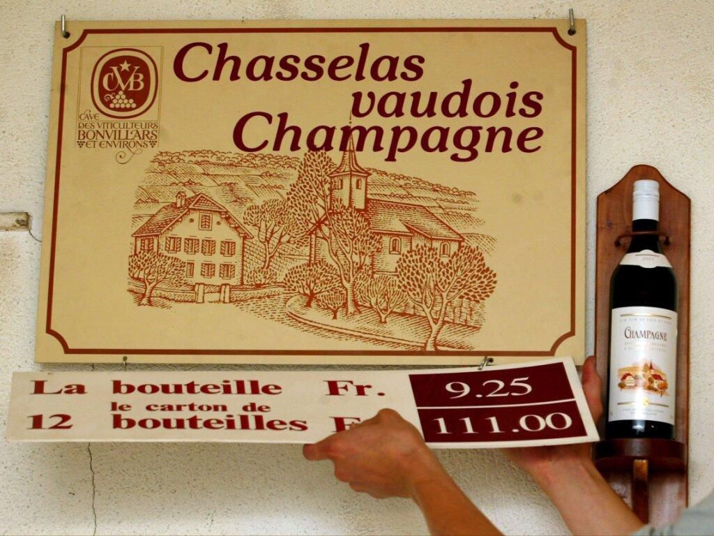 La bataille juridique entre la commune de Champagne (VD) et le prestigieux vin mousseux français dure depuis plusieurs années.