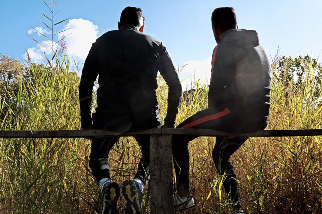 Deux ex-bagagistes cherchent à retrouver leur intégrité