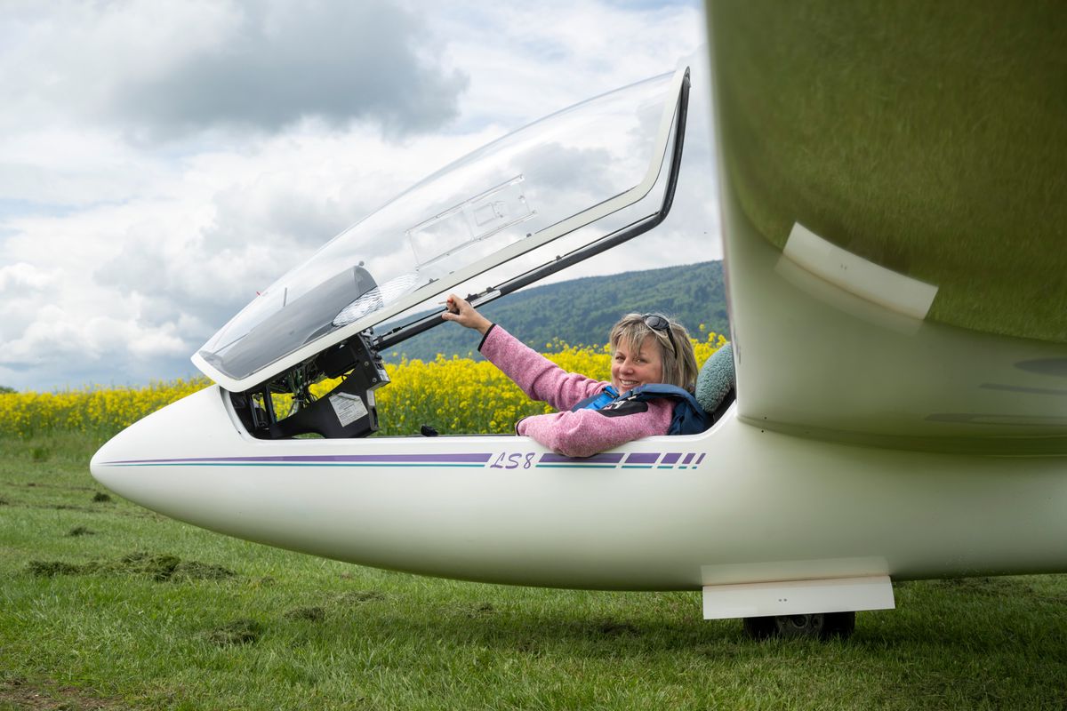 Montricher, le 12 mai 2023, Barbara Kuttel qui va participer aux Championnats du monde de vol à voile (planeur). ©Florian Cella/24H