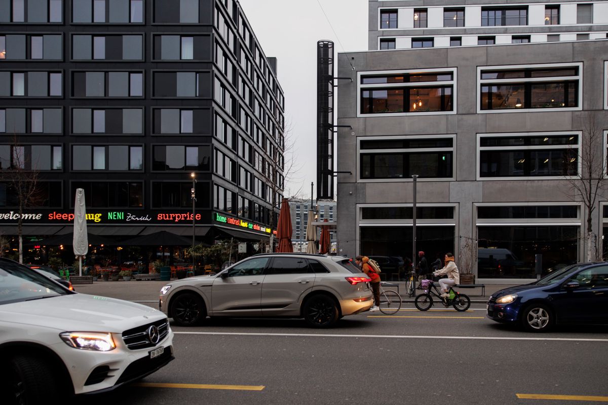 Zwischennutzung im OrientLook SamigoMacher übernimmt im KosmosHaus