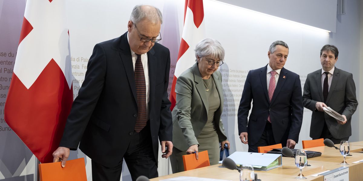 Guy Parmelin, Elisabeth Baume-Schneider, Ignazio Cassis, et Andre Simonazzi, 