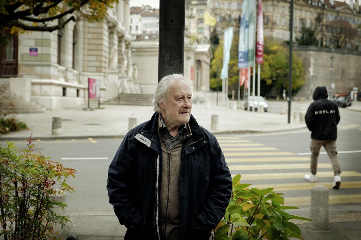 Genève, le 13 novembre 2024.  Rencontre avec John Duxbury, fondateur et chef de l'Ensemble Cantatio, qui fête 40 d'activités musicales.