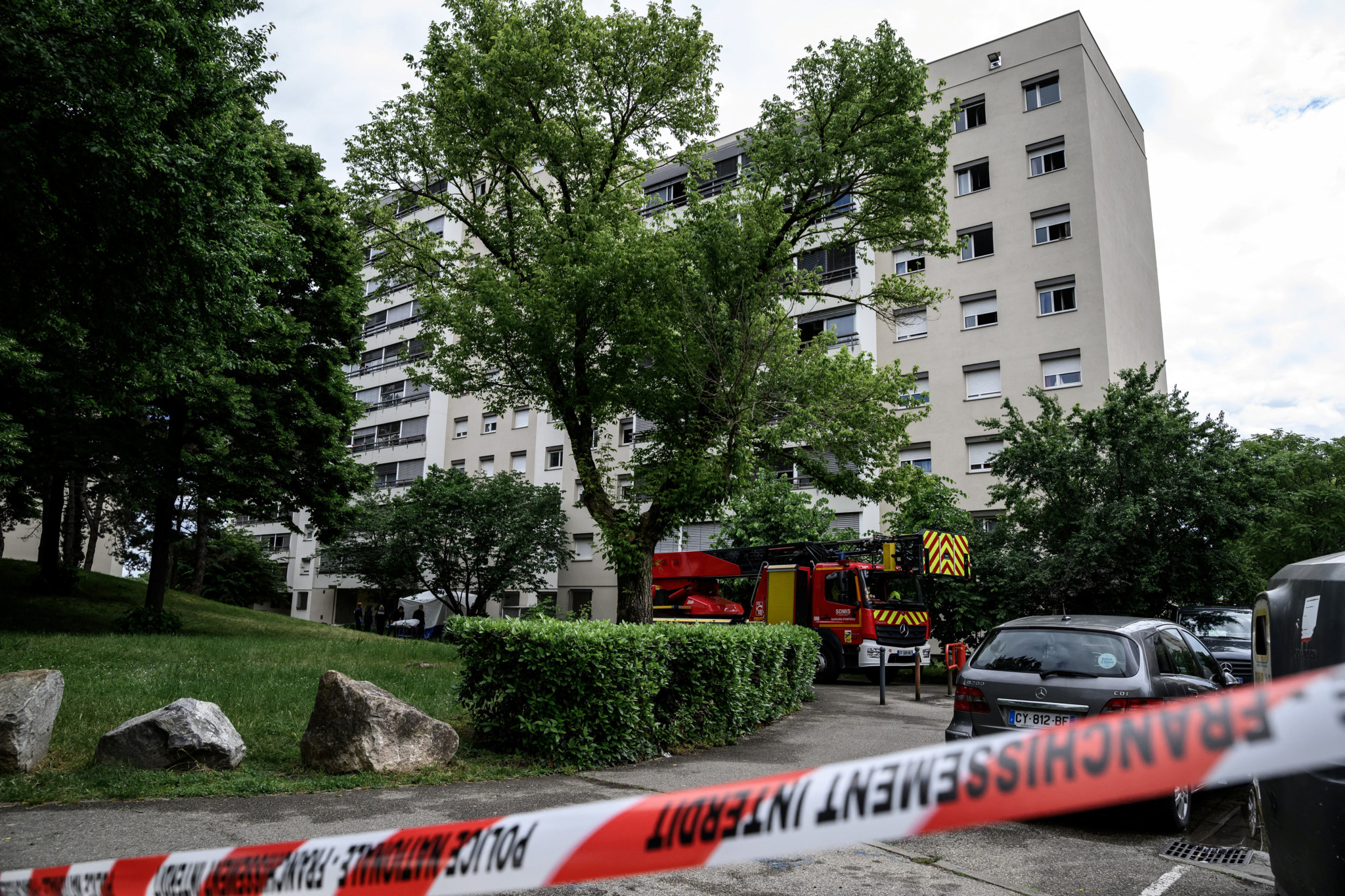 Banlieue lyonnaise: Un incendie criminel dans un immeuble fait trois morts