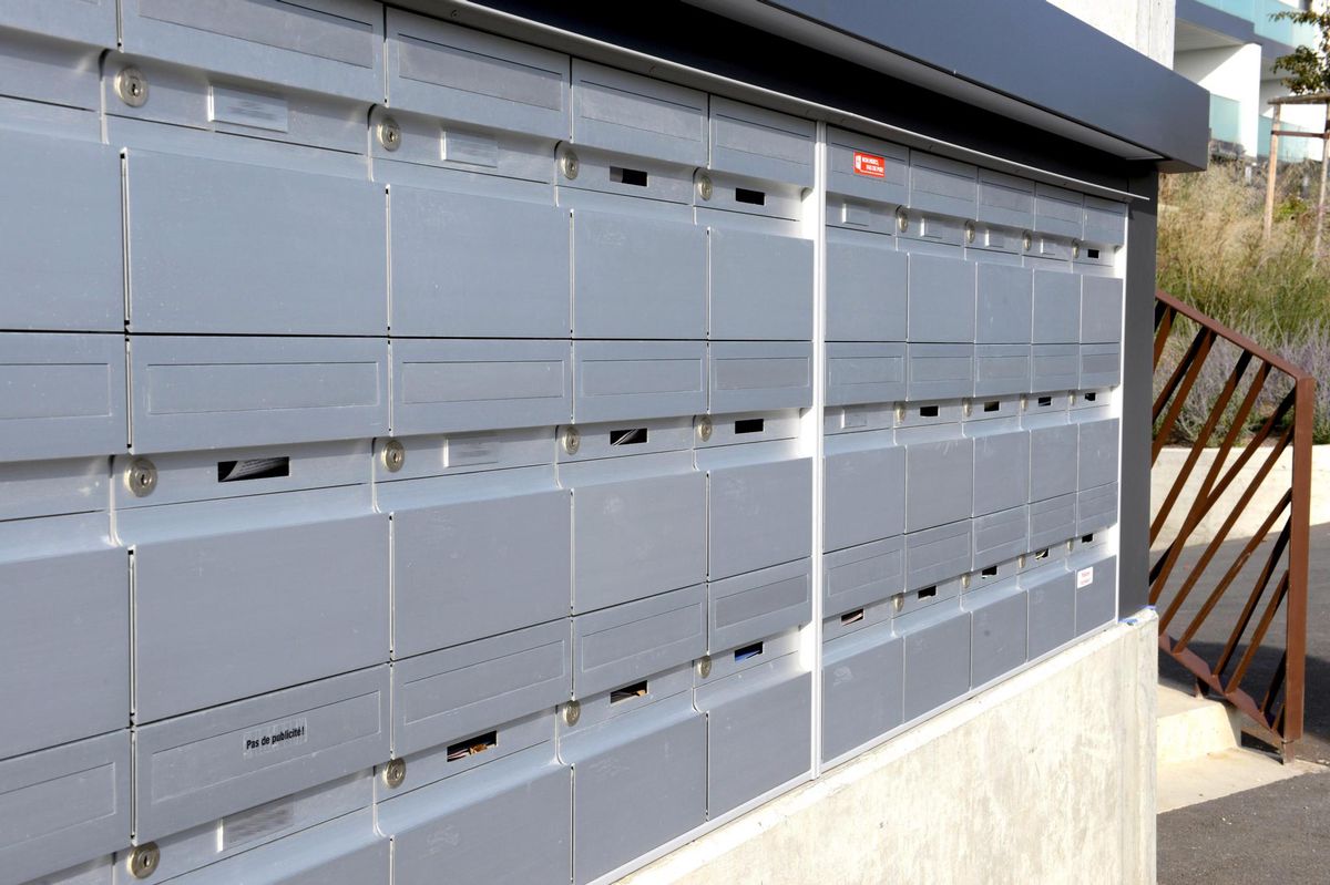 Lausanne, boites aux lettres d'immeuble. (24heures/Philippe Maeder)