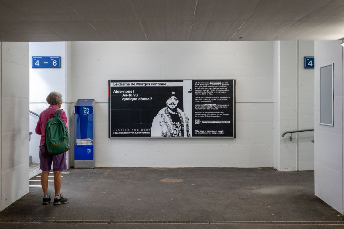 De mystérieux panneaux sont apparus récemment à Morges et Lausanne. Ils incitent les passants à envoyer leurs témoignages, tandis que l’enquête semble patiner.